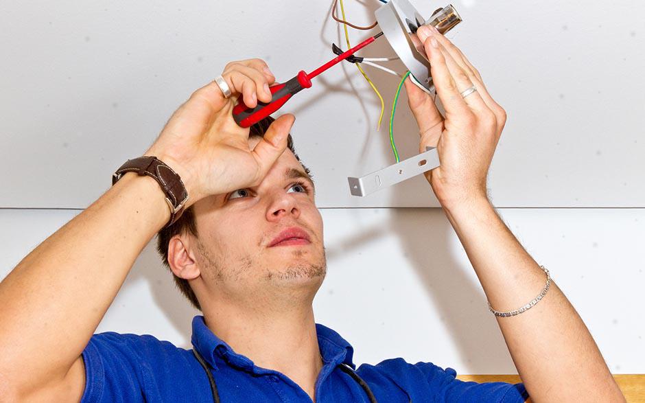 l'électricien Puteaux